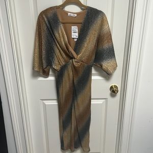 TAG ON All in Favor women’s dress